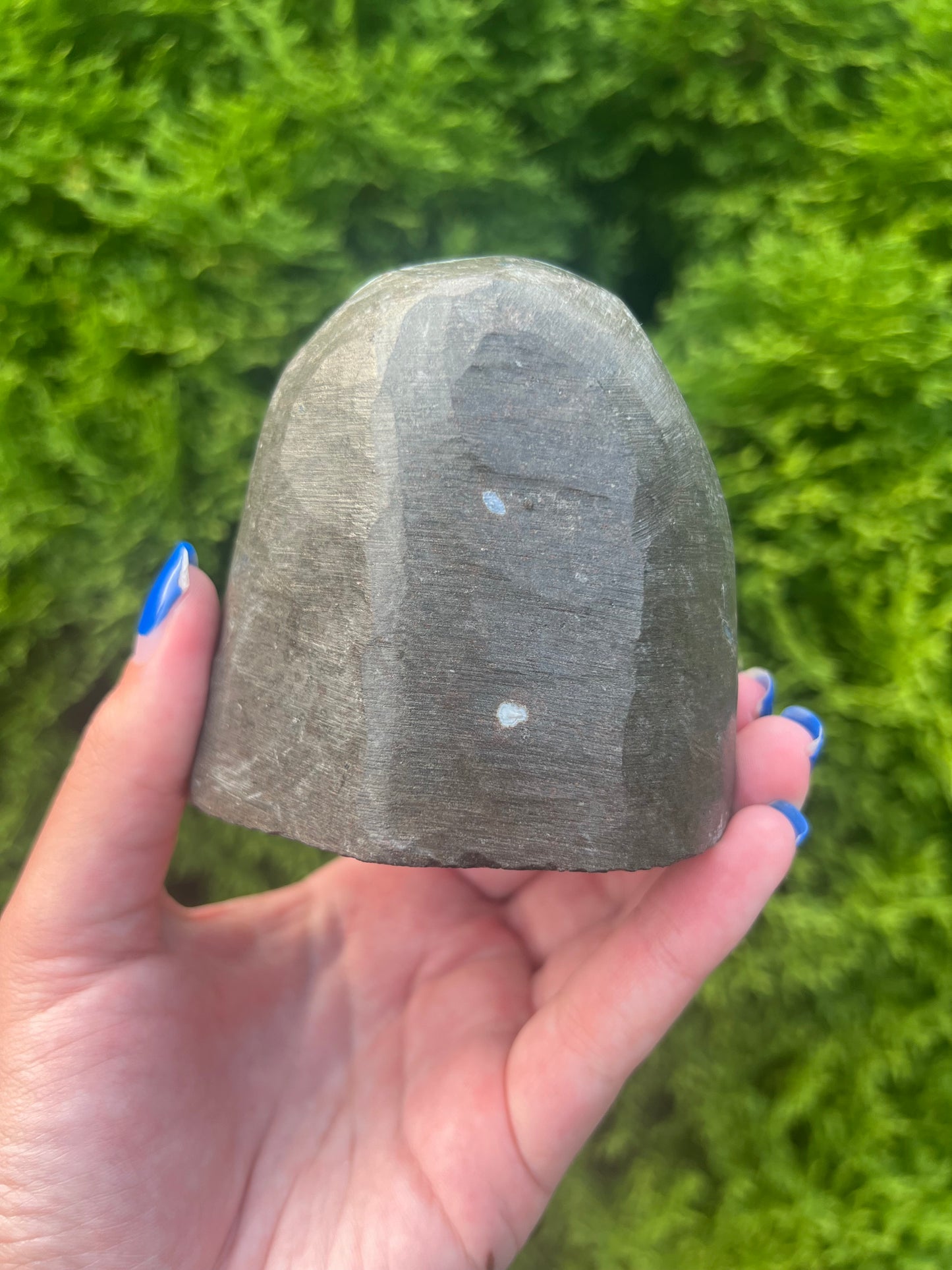 Rainbow Amethyst Cut Base