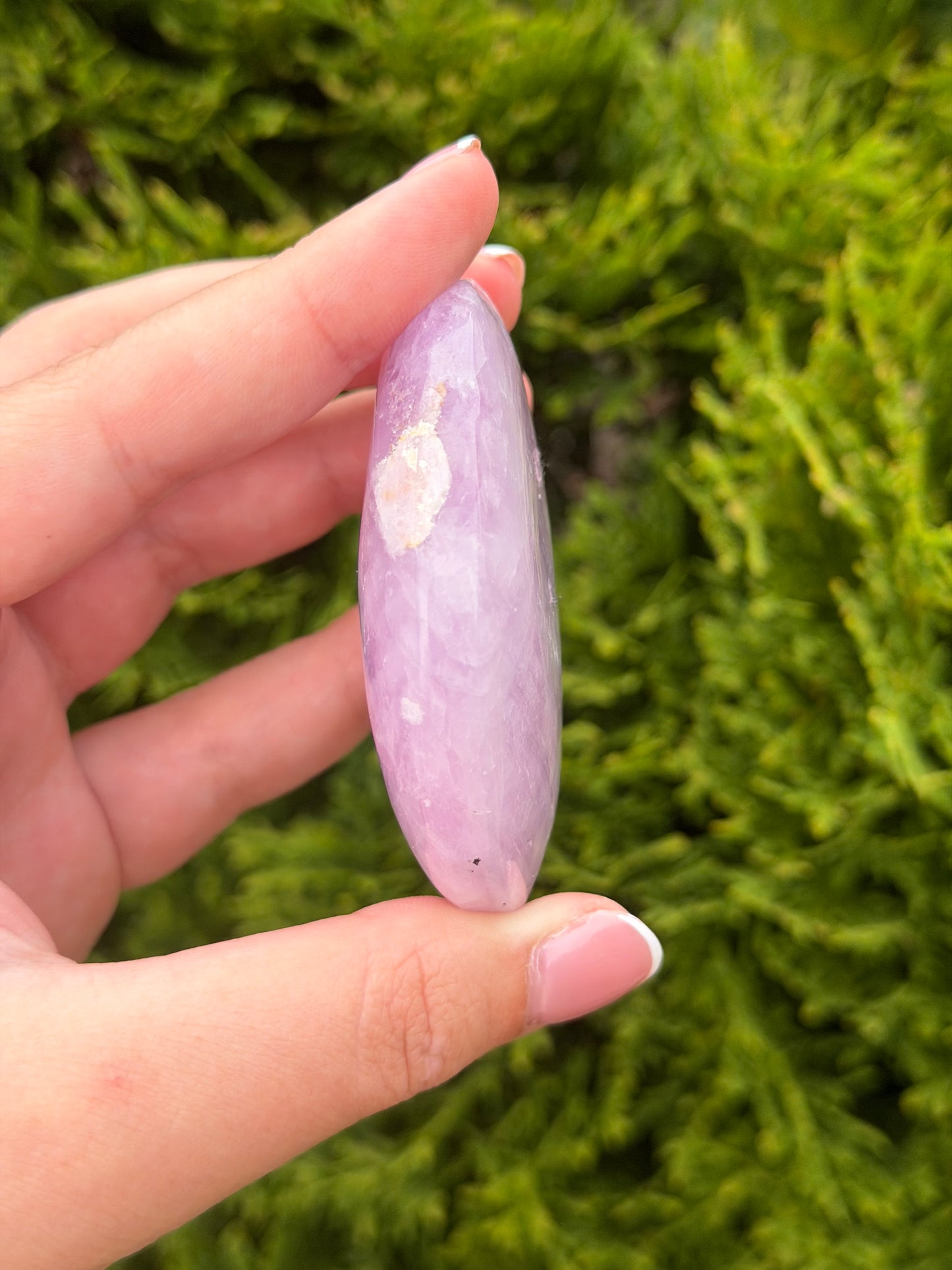 Kunzite Palm Stone
