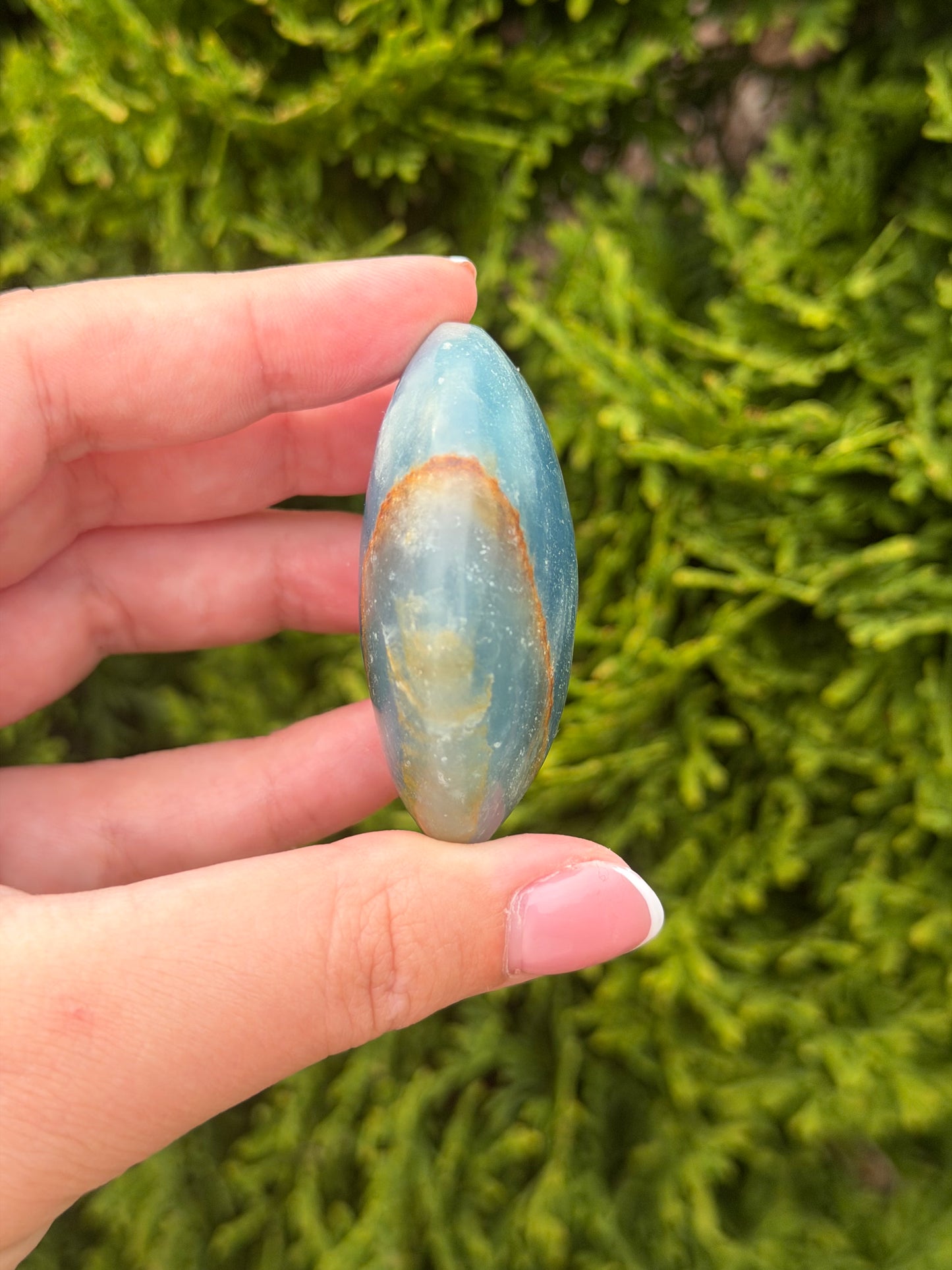 Blue Onyx Palm Stone