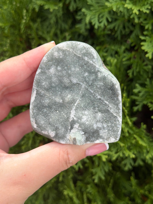 Rainbow Amethyst Cut Base