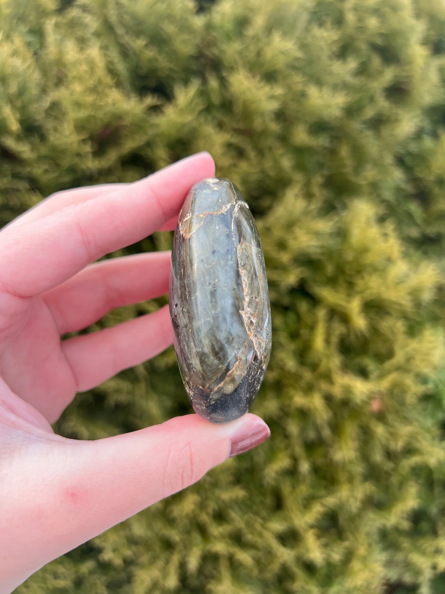 Large Labradorite Palm Stone