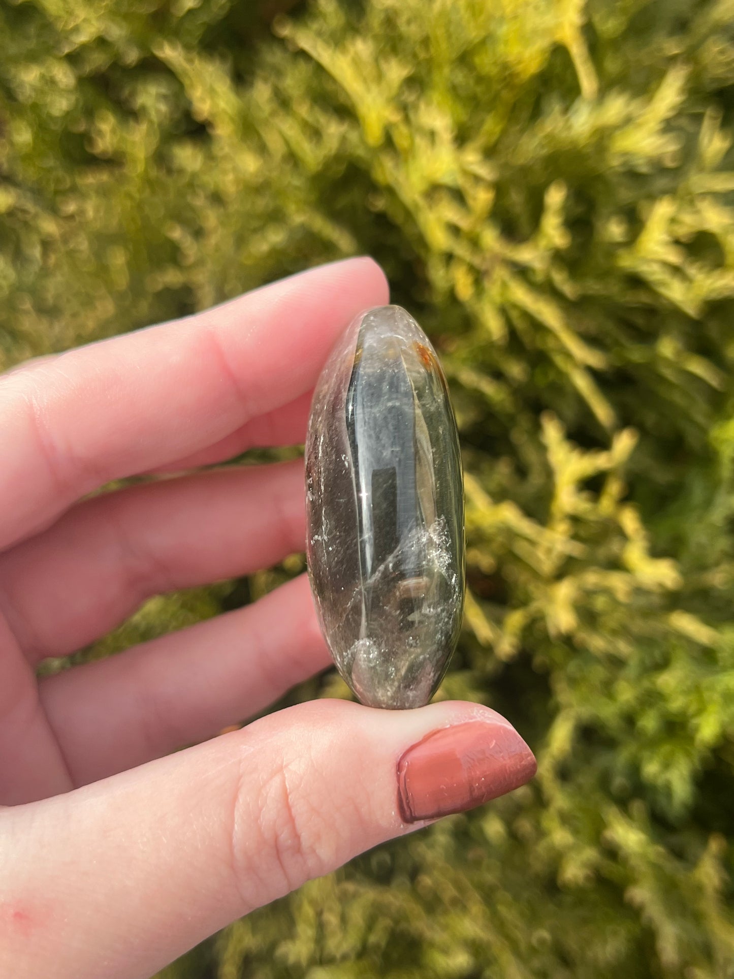 Garden Quartz Palm Stone