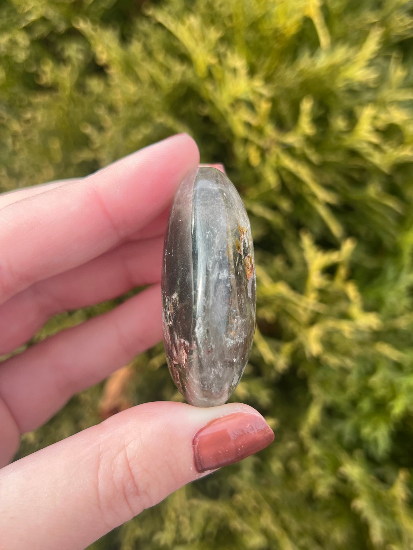 Garden Quartz Palm Stone