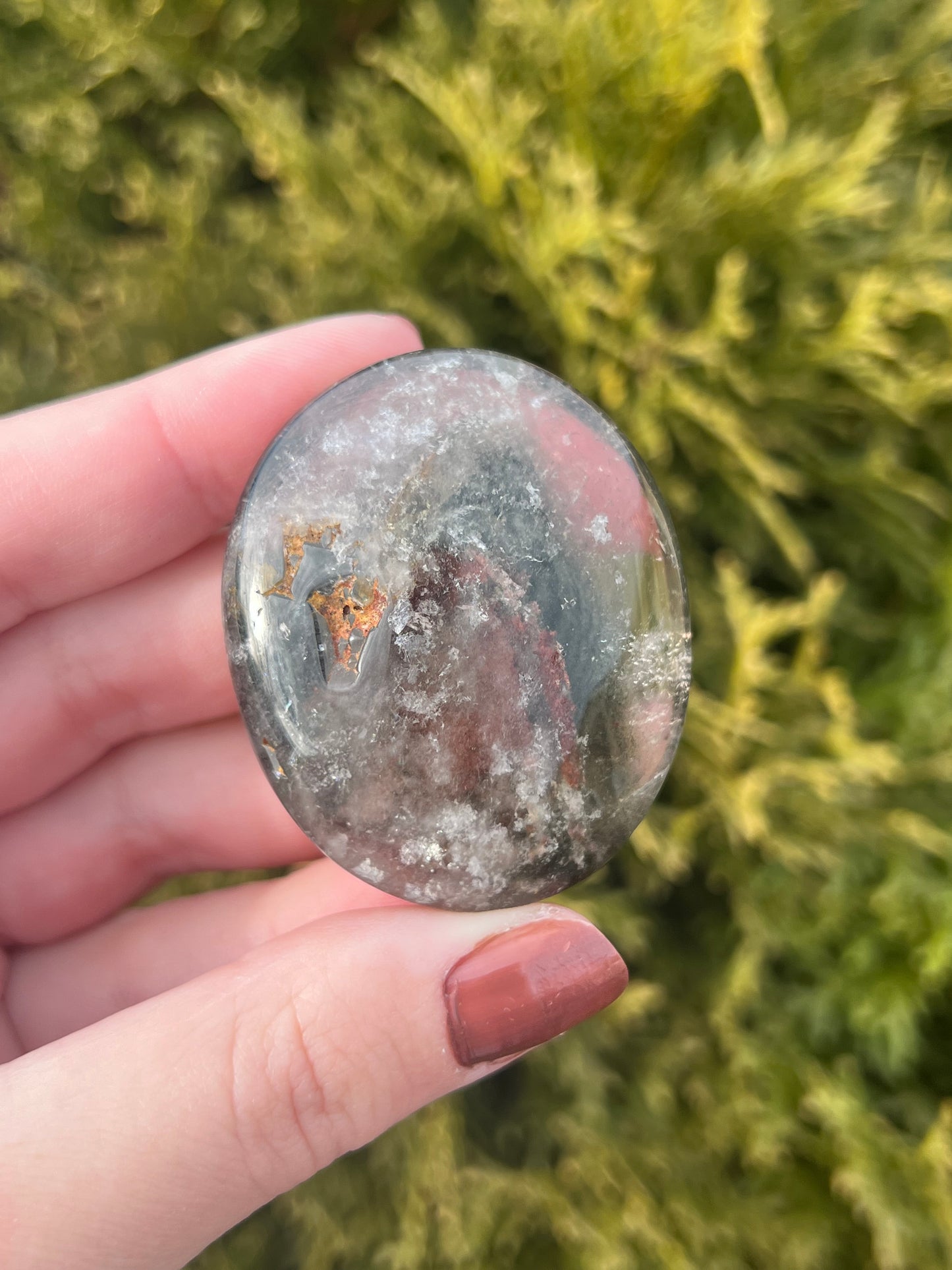 Garden Quartz Palm Stone