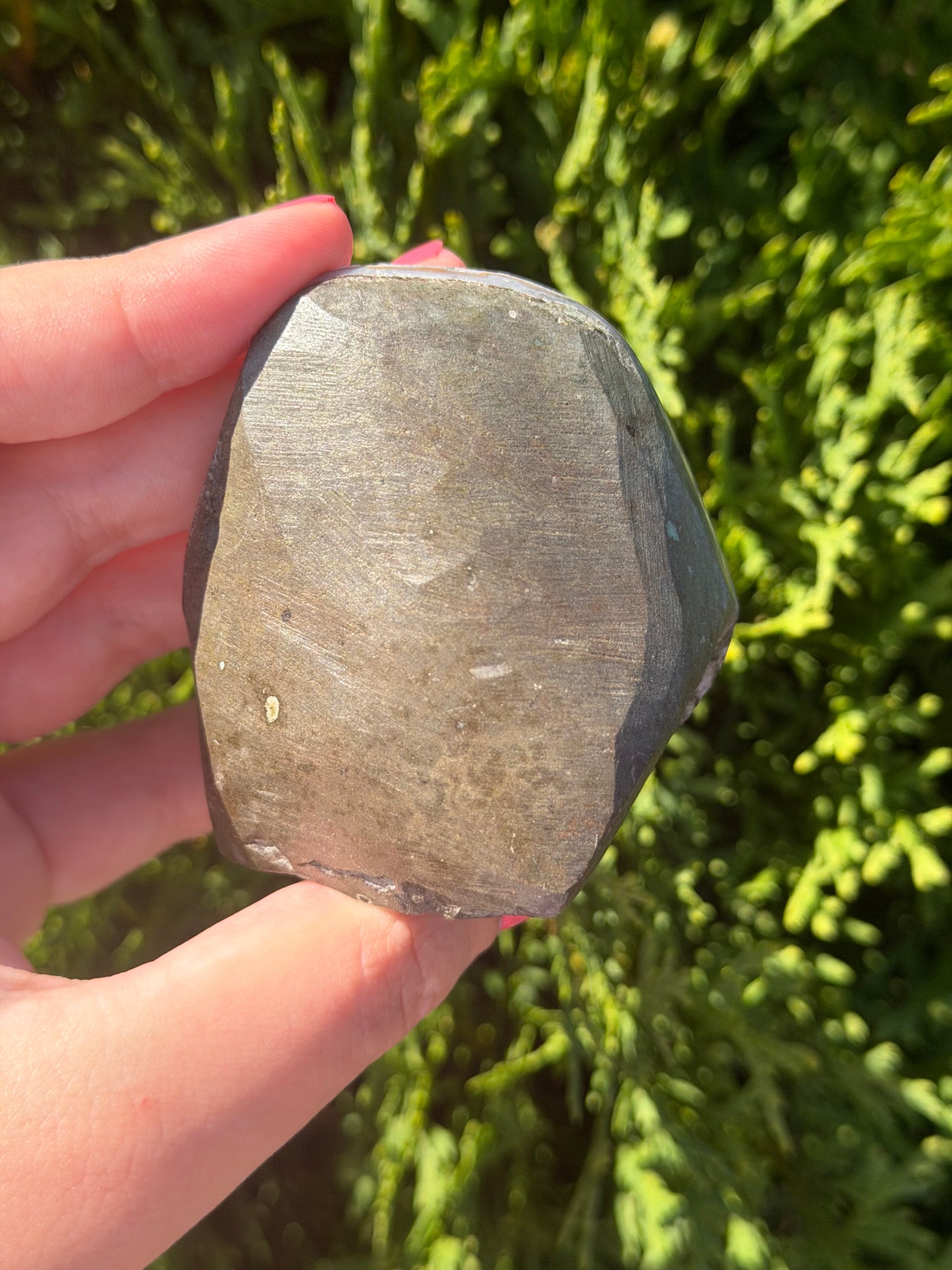 Rainbow Amethyst Cut Base