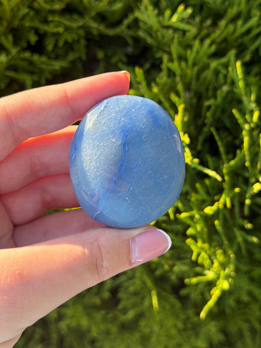 Blue Aventurine Palm Stone 2