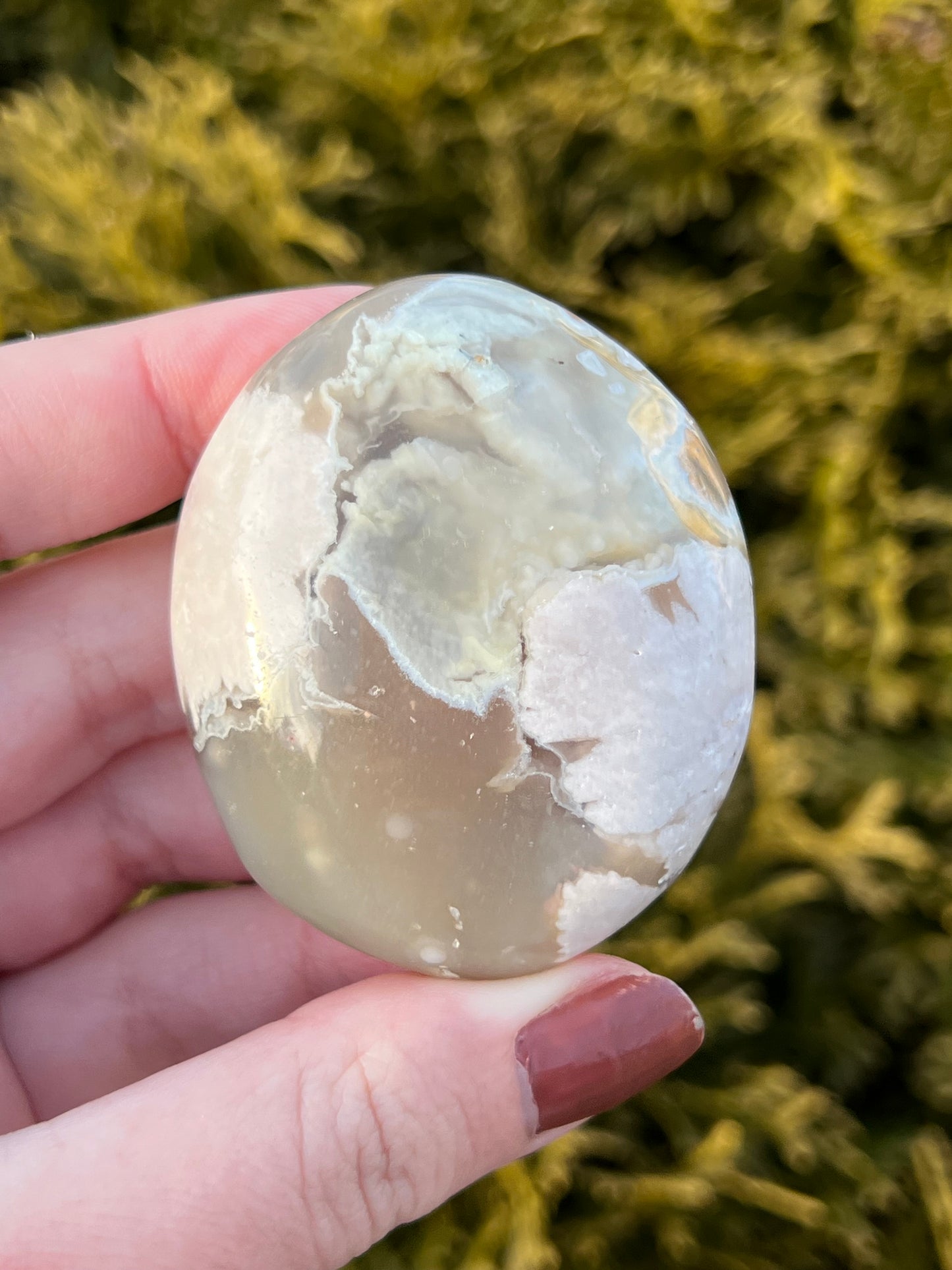 Flower Agate Palm Stone