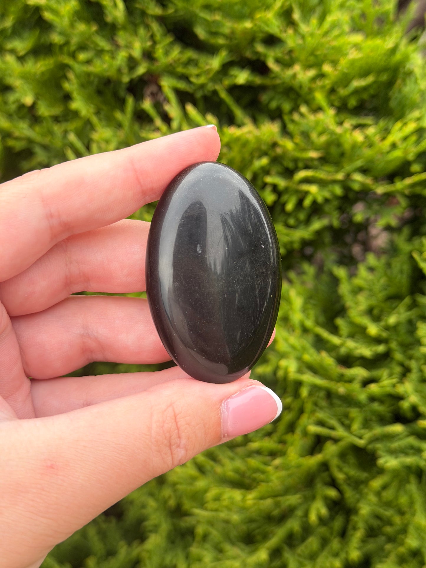 Obsidian Palm Stone