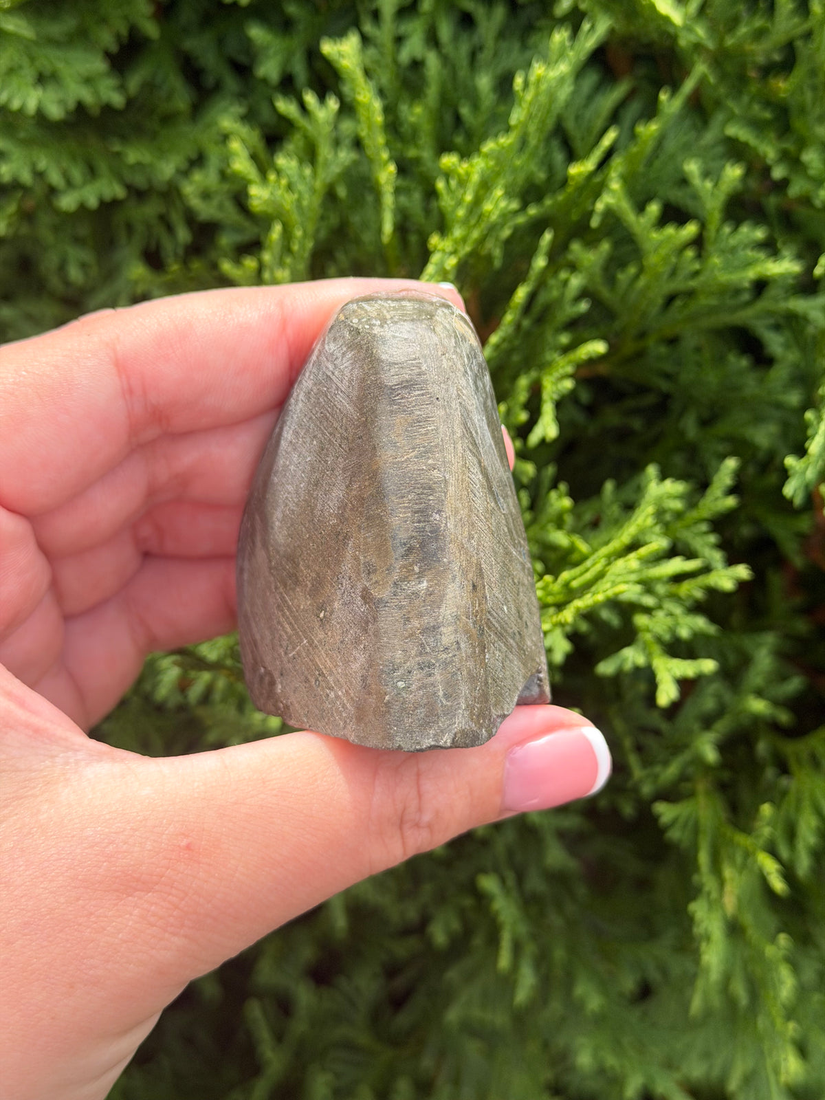 Rainbow Amethyst Cut Base