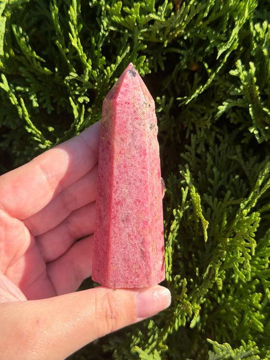 Rhodonite Point
