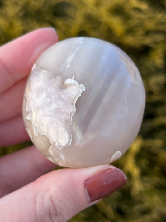 Flower Agate Palm Stone