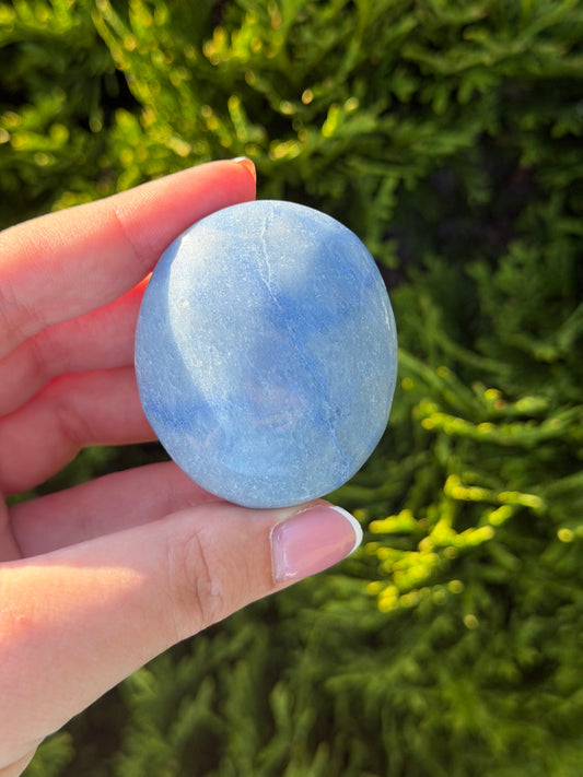 Blue Aventurine Palm Stone 1