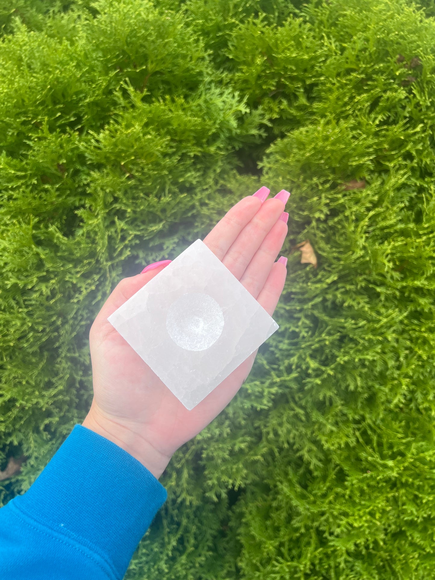 Selenite Sphere Holder