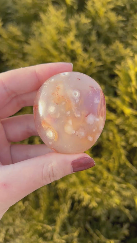 Flower Agate Palm Stone